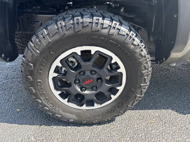 Used 2026 Toyota Tacoma TRD Off-Road AWD/4WD image 9