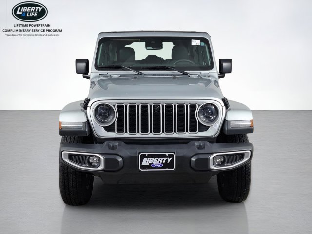 Used 2024 Jeep Wrangler Unlimited Sahara w/ Technology Group AWD/4WD image 8