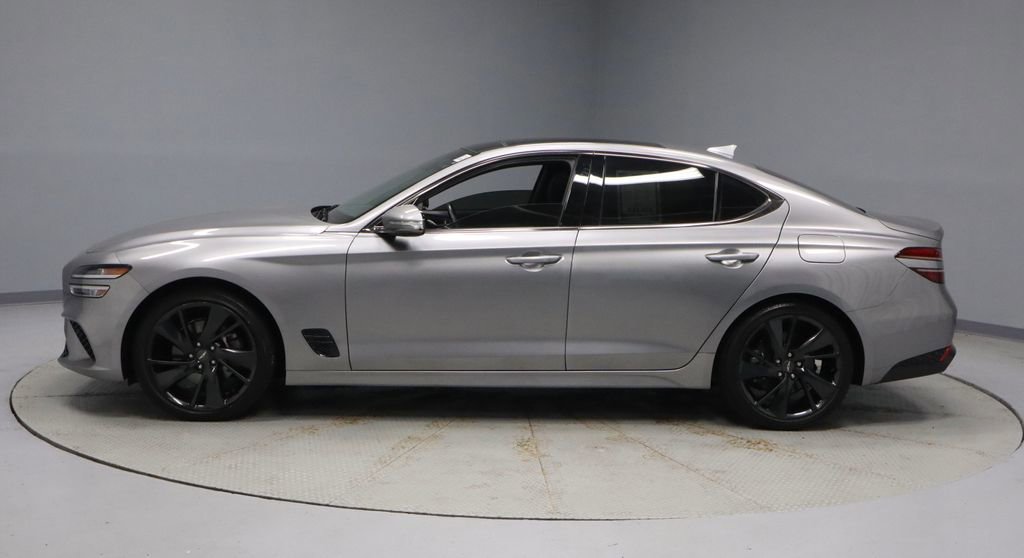 Used 2023 Genesis G70 2.0T w/ Sport Prestige Package AWD/4WD image 9