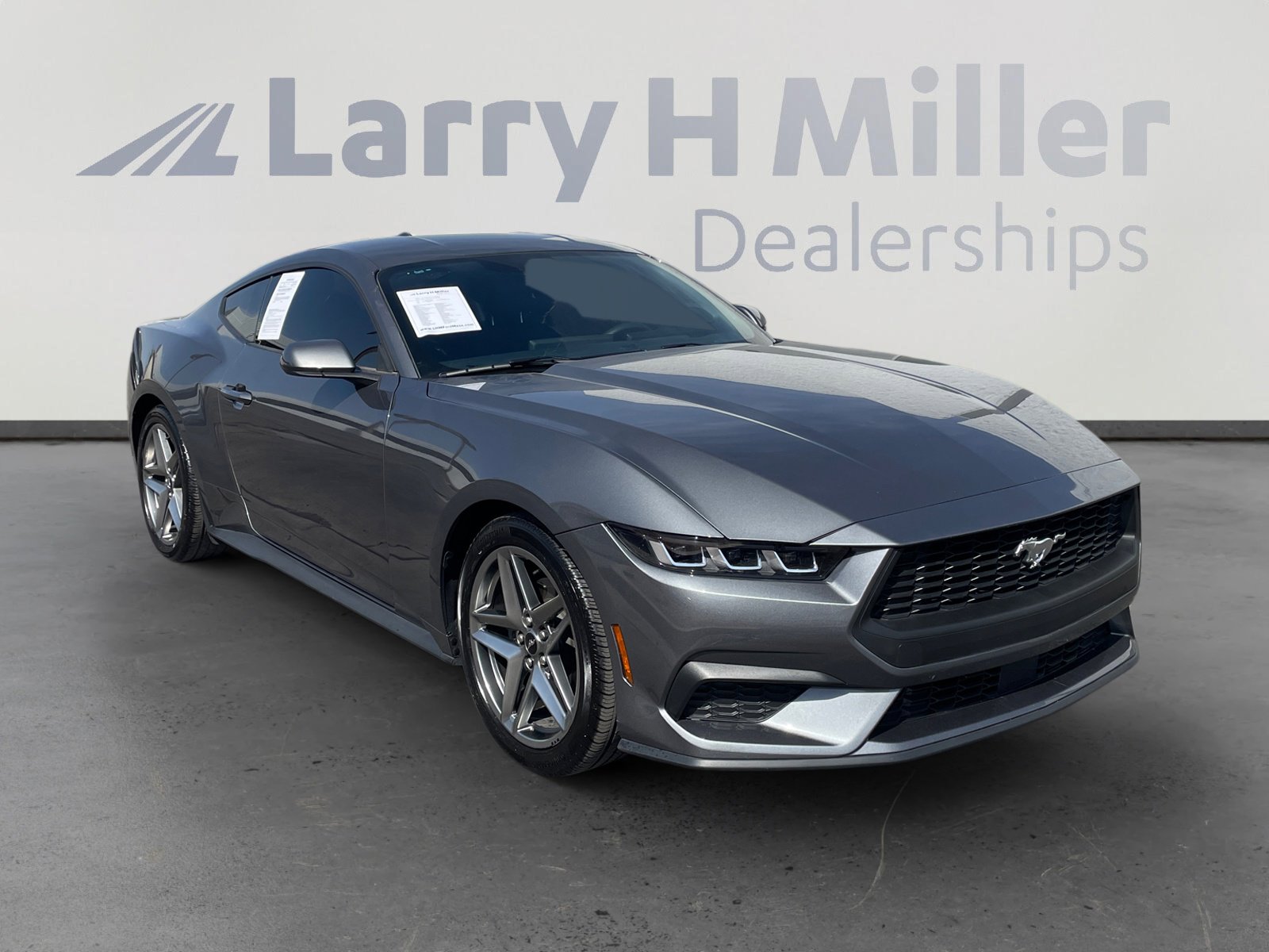 Certified 2025 Ford Mustang Coupe RWD image 7