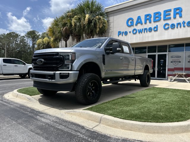 Certified 2022 Ford F350 Lariat w/ Black Appearance Package AWD/4WD image 12