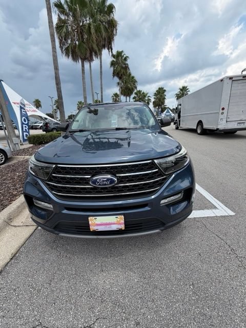 Certified 2020 Ford Explorer XLT w/ Equipment Group 202A RWD image 3
