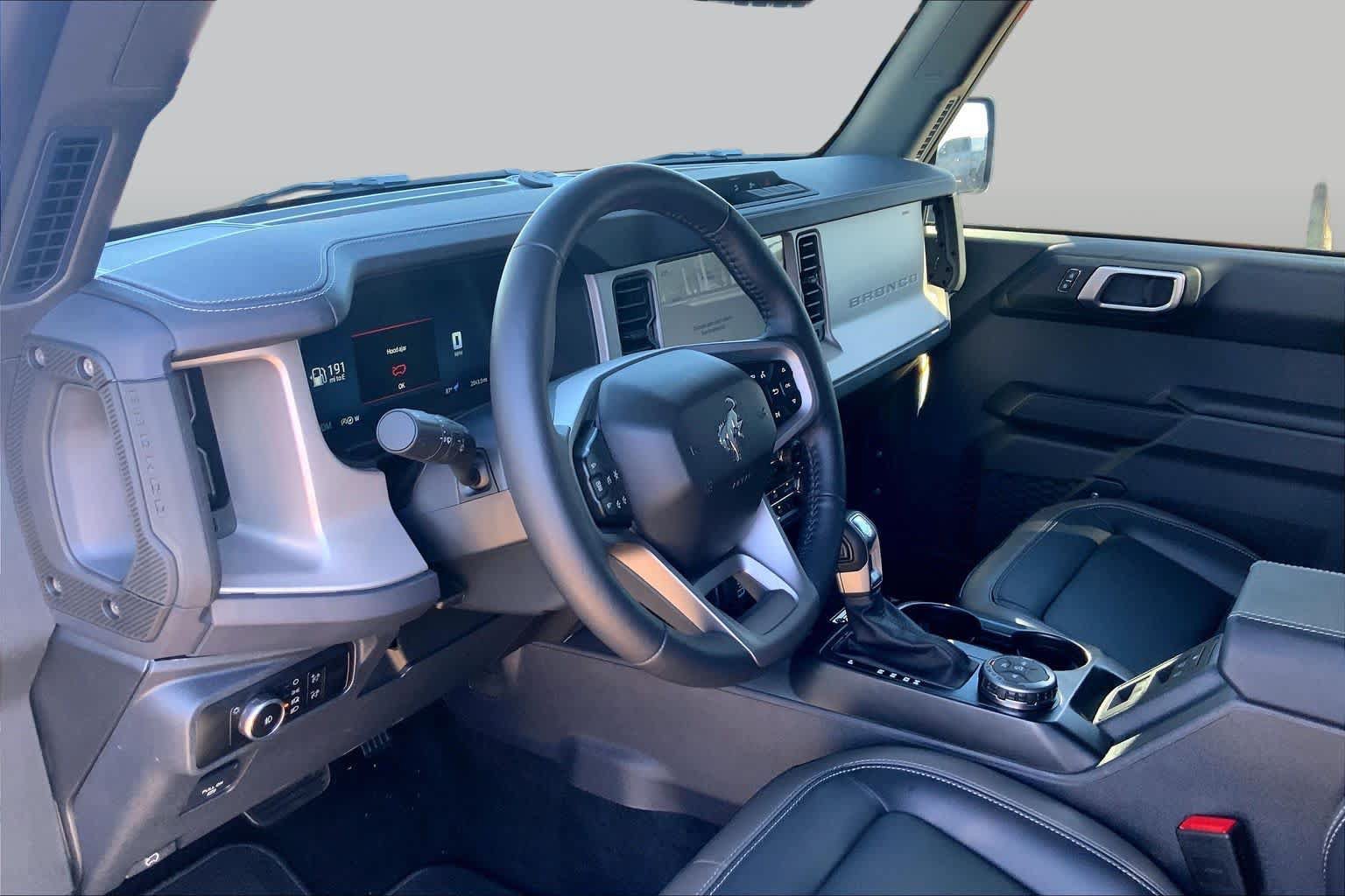Certified 2025 Ford Bronco Outer Banks AWD/4WD image 18