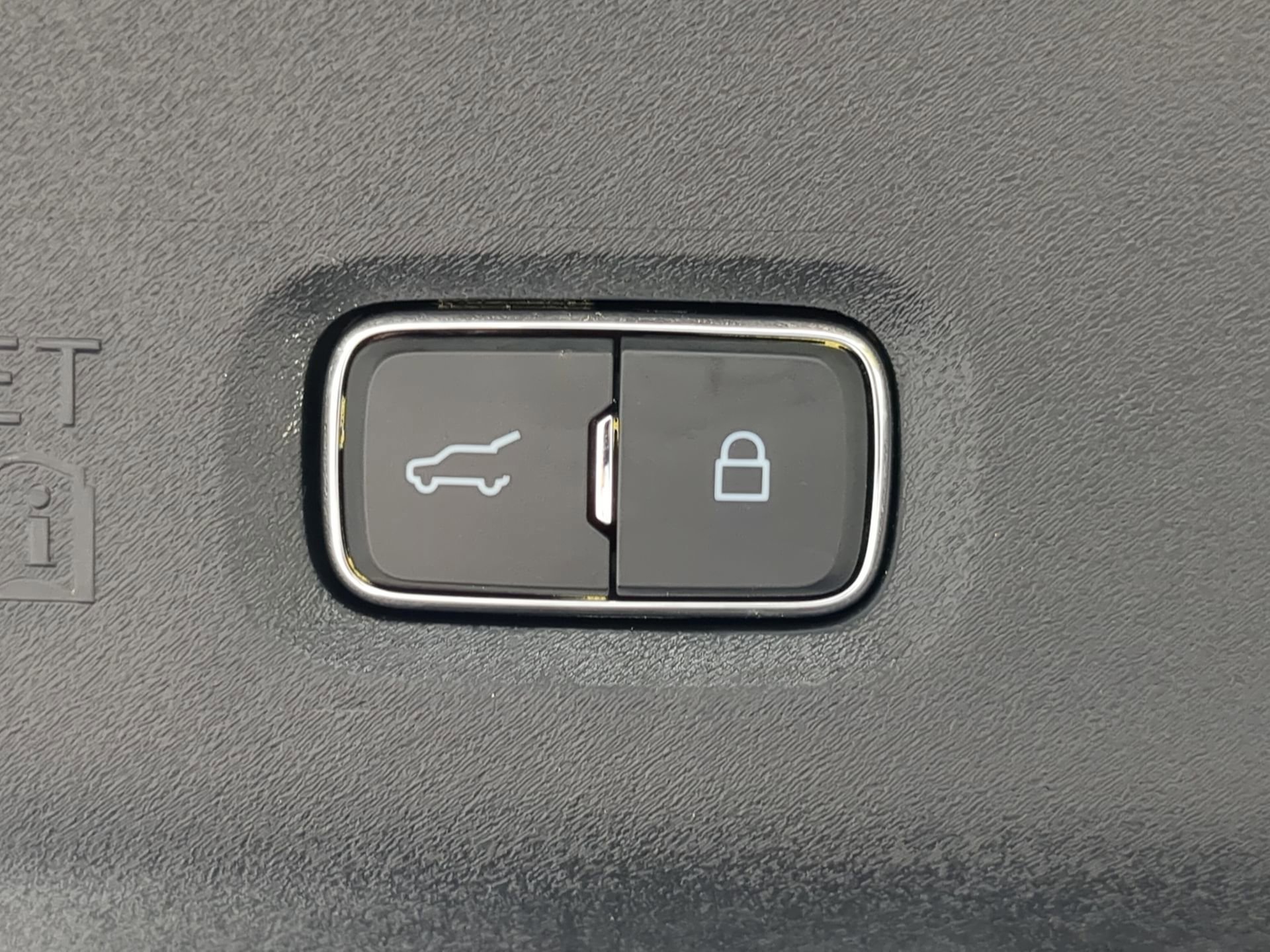 Certified 2025 Ford Expedition Active image 39