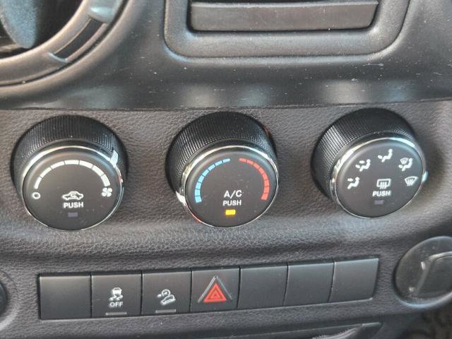 Used 2018 Jeep Wrangler Unlimited Sport AWD/4WD image 23
