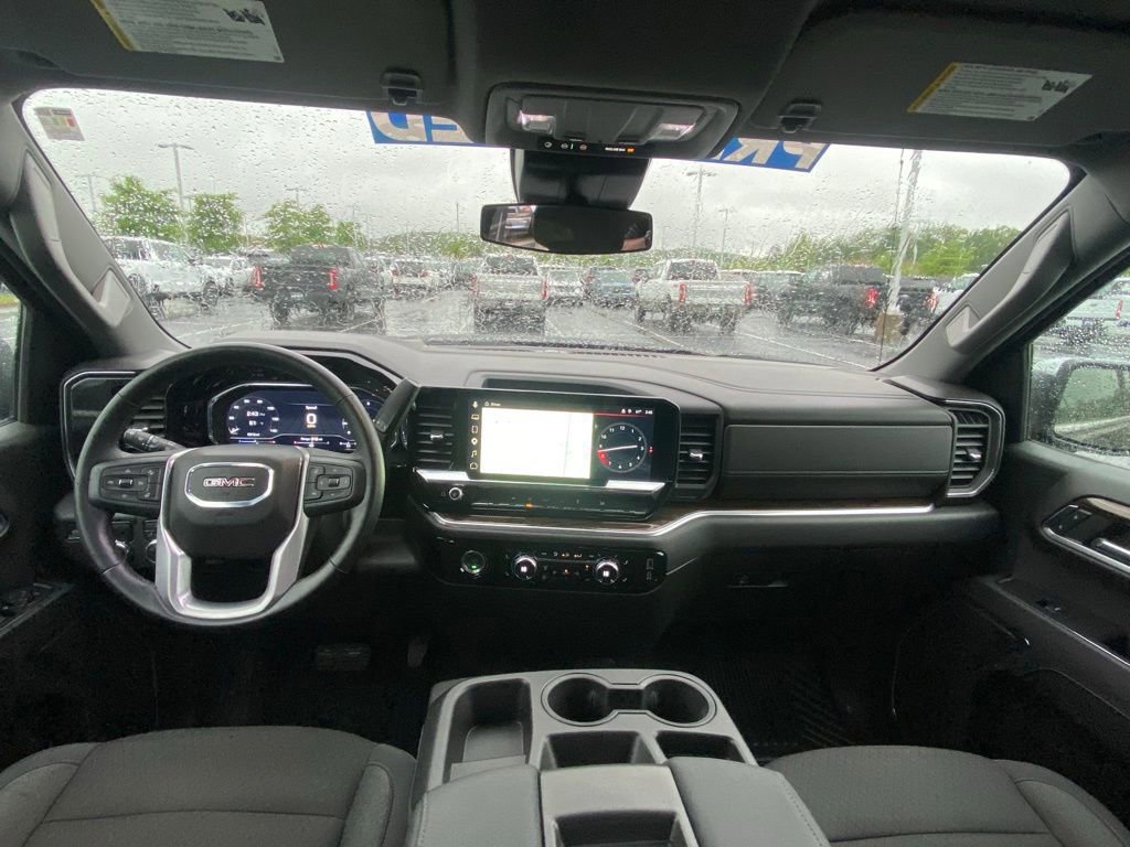 Used 2024 GMC Sierra 1500 SLE RWD image 25