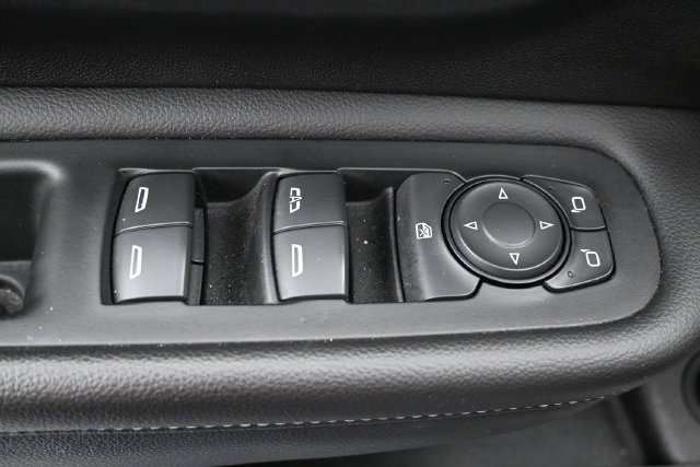 Used 2023 GMC Terrain SLT FWD image 14
