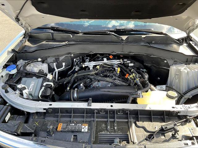 Certified 2026 Ford Explorer Active w/ Active Comfort Package AWD/4WD image 32