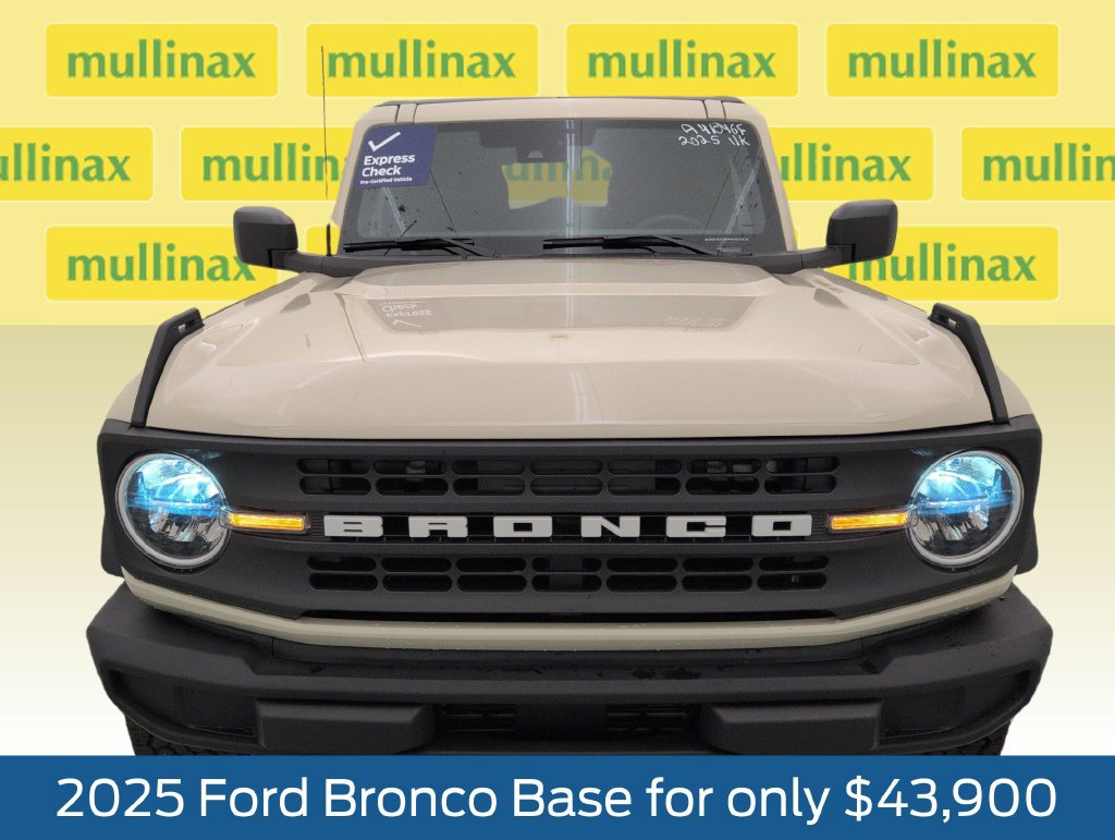 Certified 2025 Ford Bronco 4-Door w/ Sasquatch Package AWD/4WD image 14