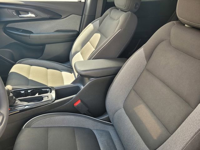 Used 2021 Chevrolet TrailBlazer LT w/ Convenience Package FWD image 11