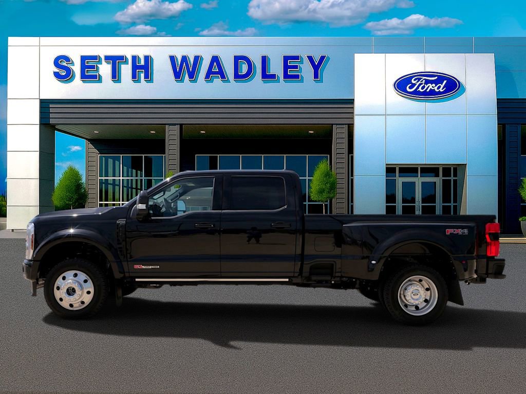 Certified 2026 Ford F450 Platinum w/ FX4 Off-Road Package AWD/4WD image 3