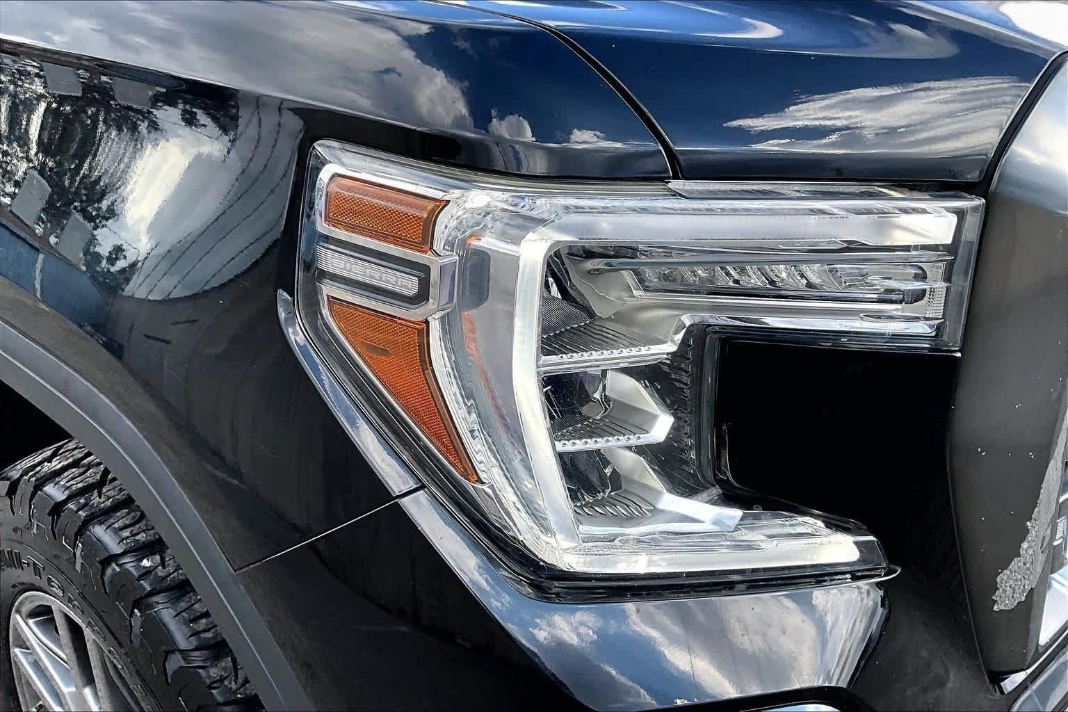 Used 2021 GMC Sierra 1500 AT4 w/ AT4 Premium Package AWD/4WD image 27