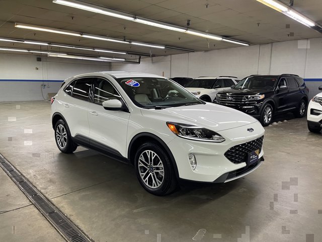 Certified 2022 Ford Escape SEL w/ Technology Package AWD/4WD image 7