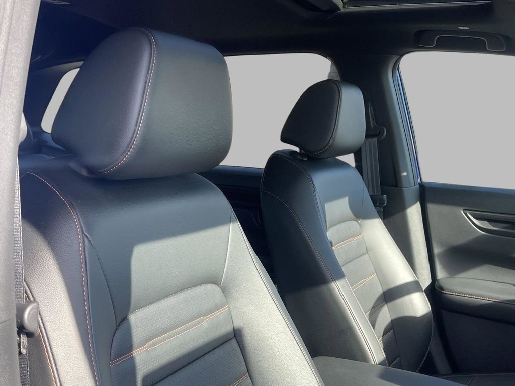 Used 2025 Honda CR-V Sport-L image 16