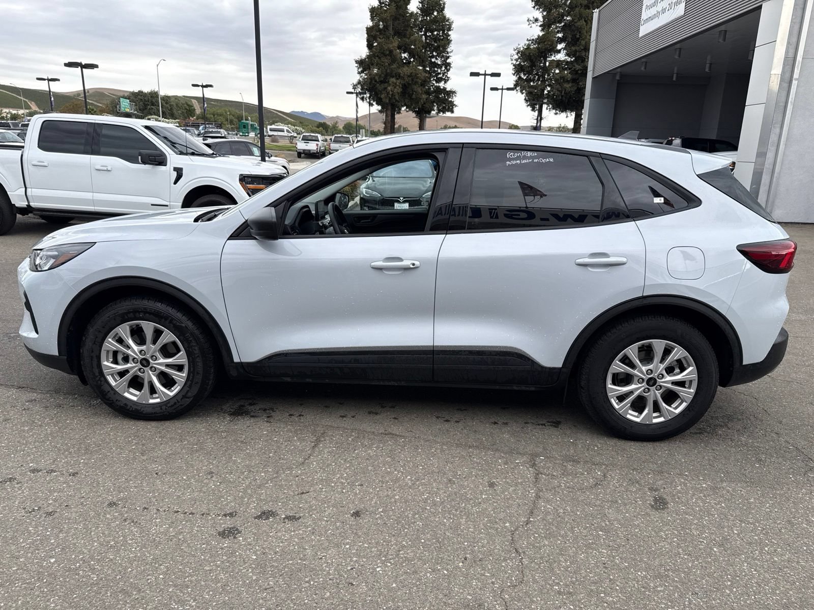 Certified 2025 Ford Escape Active FWD image 2