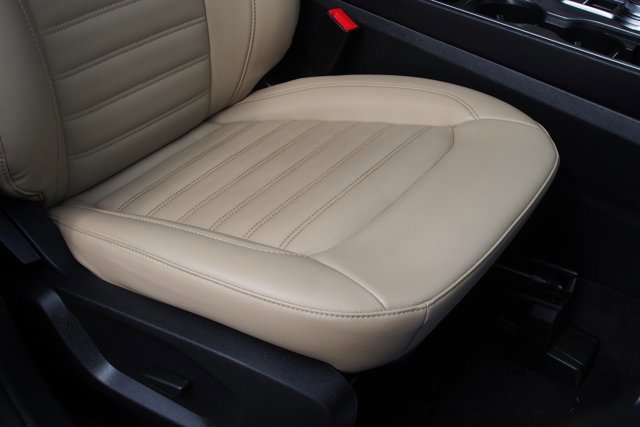 Certified 2024 Ford Edge SEL w/ Convenience Package image 12