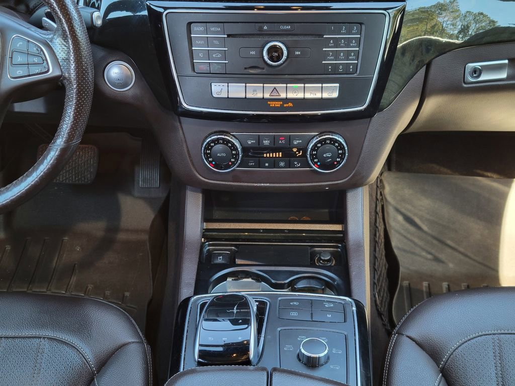 Used 2018 Mercedes-Benz GLS 450 4MATIC image 22