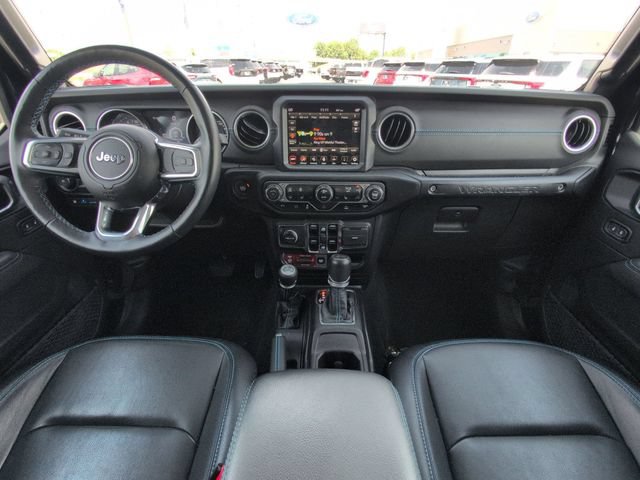 Used 2023 Jeep Wrangler Unlimited Rubicon 4xe w/ Cold Weather Group AWD/4WD image 16