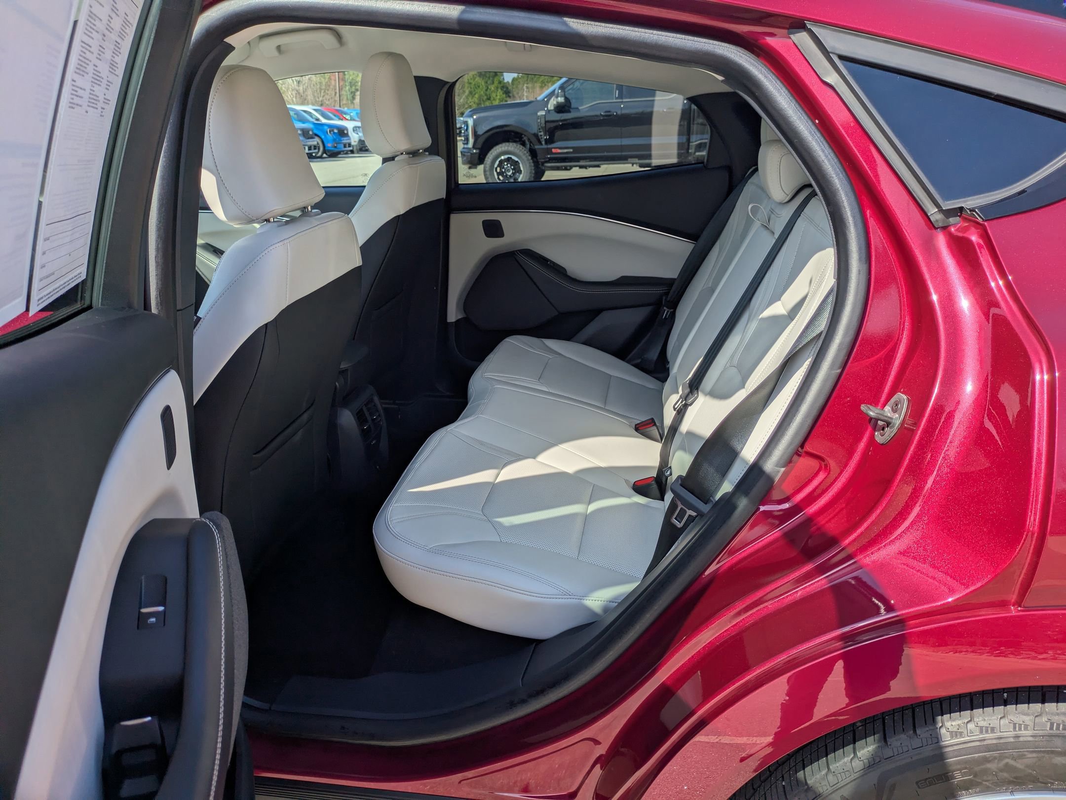 Certified 2025 Ford Mustang Mach-E Premium image 29