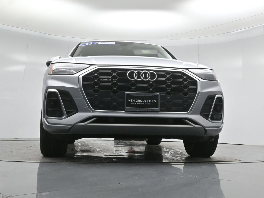 Used 2023 Audi Q5 2.0T Premium w/ Convenience Package image 31