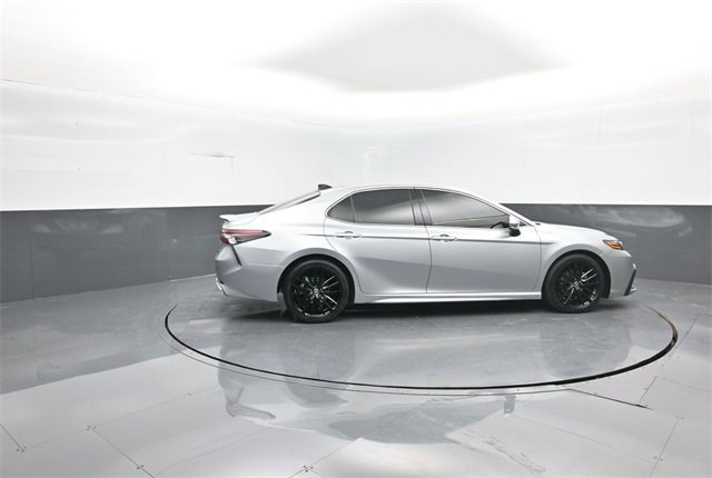 Used 2021 Toyota Camry XSE w/ Navigation Package image 8