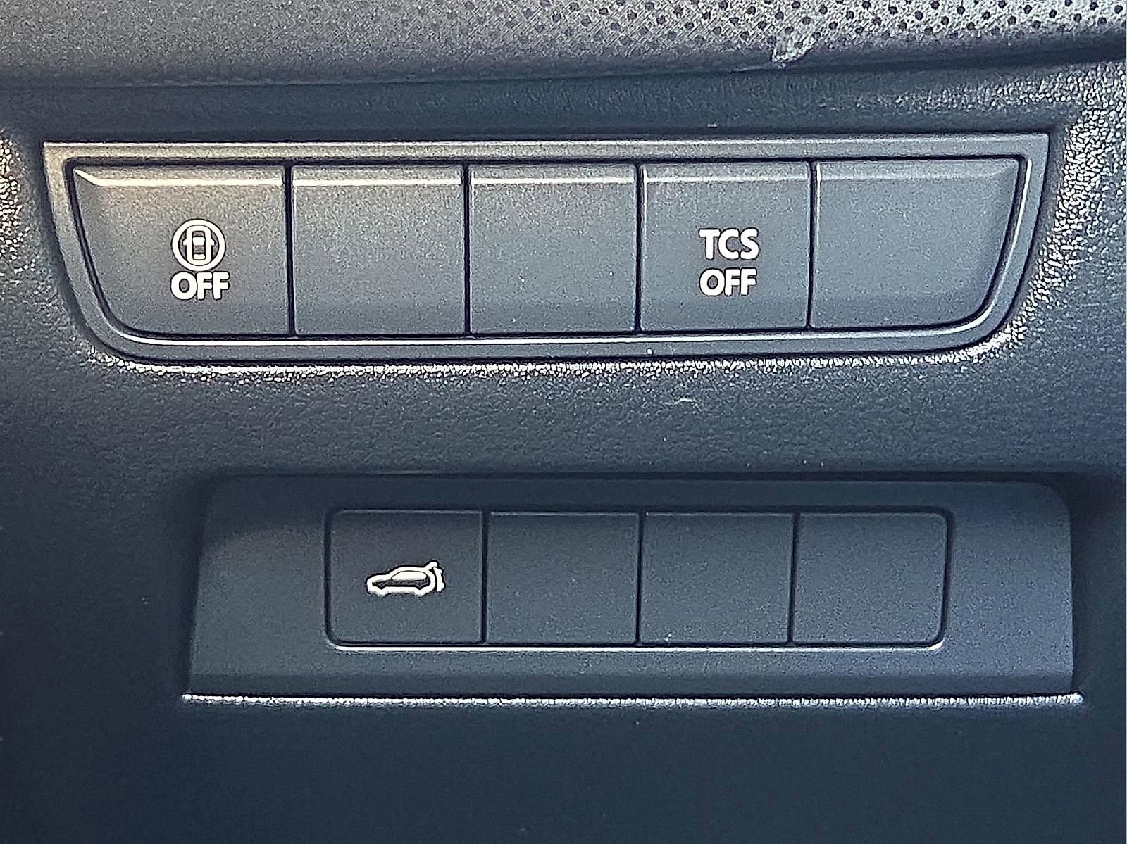 Used 2025 MAZDA CX-50 AWD 2.5 S w/ Premium Package image 22