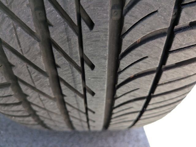 Used 2024 Jaguar E-PACE R-Dynamic SE image 12