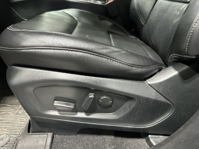 Certified 2024 Ford Explorer Limited w/ Limited Technology Package AWD/4WD image 18