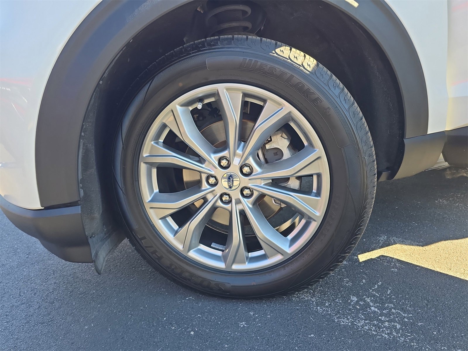 Certified 2023 Ford Explorer XLT w/ Equipment Group 202A image 28