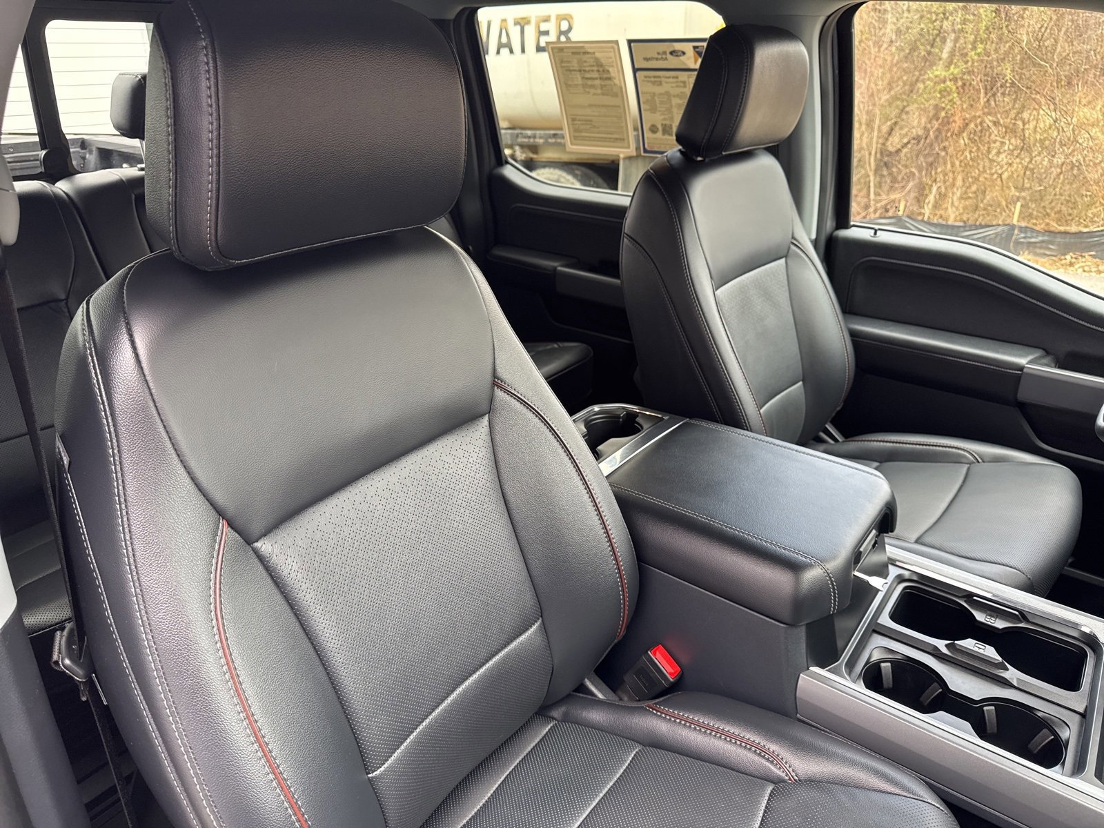 Certified 2024 Ford F250 Lariat w/ FX4 Off-Road Package image 37