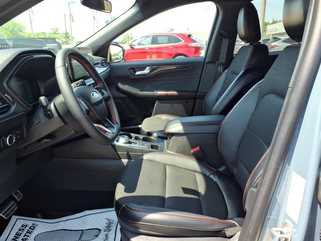Certified 2024 Ford Escape ST-Line w/ Tech Pack #1 AWD/4WD image 12