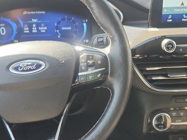 Certified 2022 Ford Escape Titanium w/ Titanium Elite Package AWD/4WD image 15