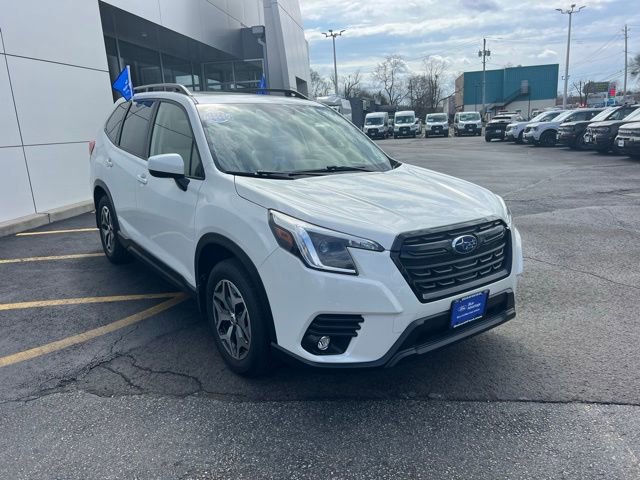 Used 2024 Subaru Forester Premium AWD/4WD image 8