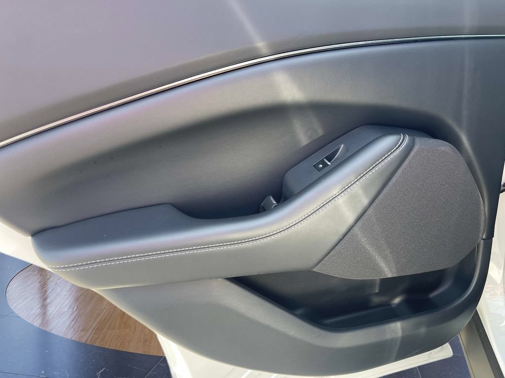 Certified 2023 Ford Mustang Mach-E Select RWD image 18