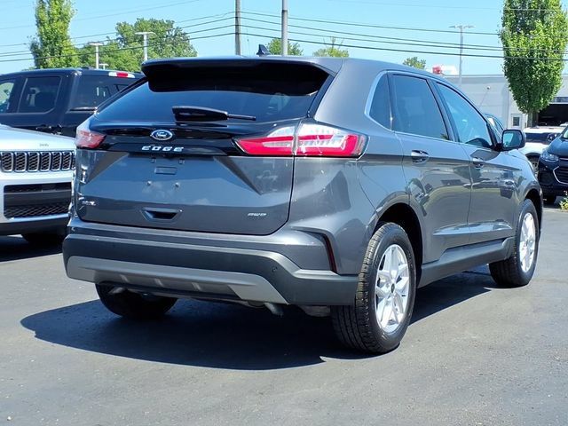 Certified 2023 Ford Edge SEL w/ Convenience Package AWD/4WD image 4