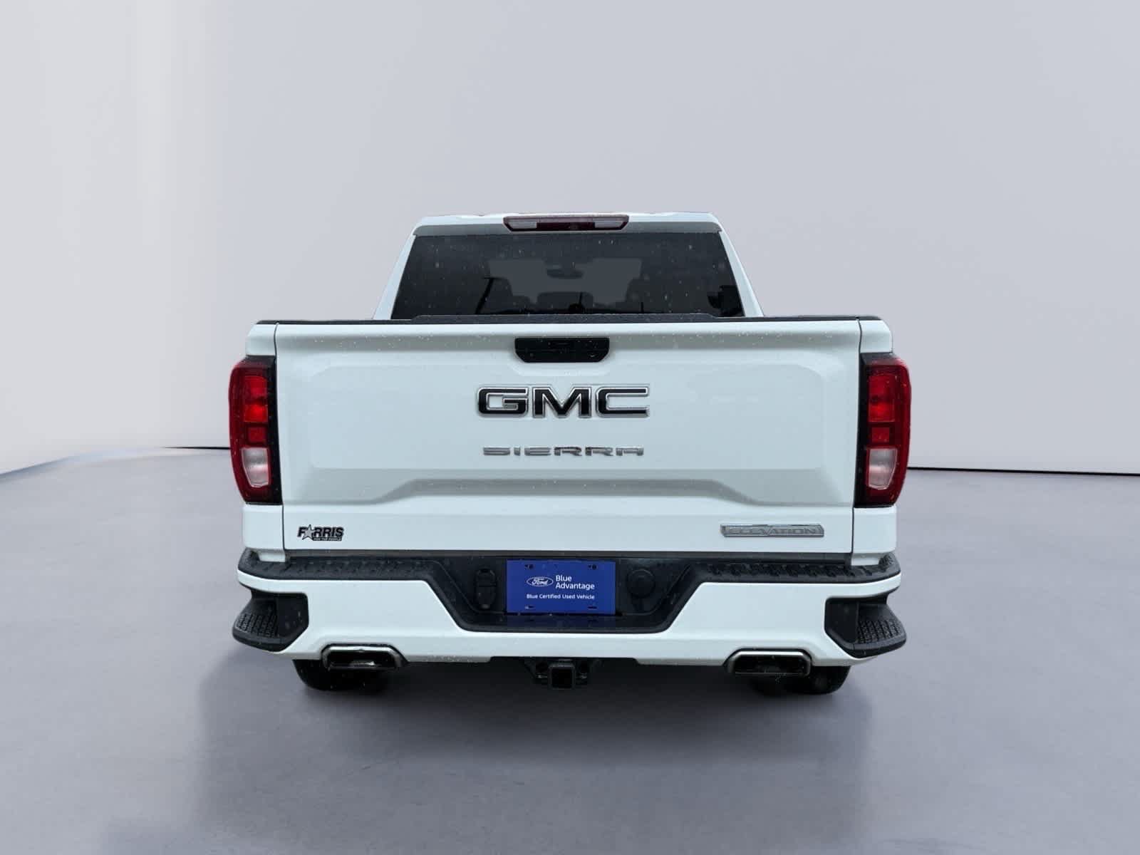 Used 2021 GMC Sierra 1500 Elevation w/ LPO, Elevation Black Package AWD/4WD image 4