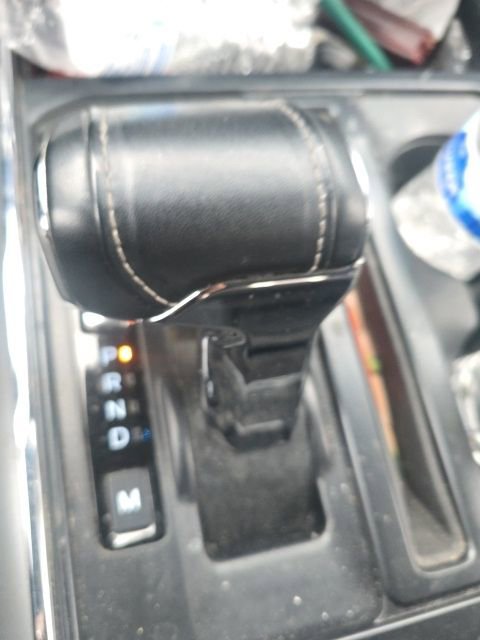 Certified 2022 Ford F150 Lariat w/ Equipment Group 502A High image 27