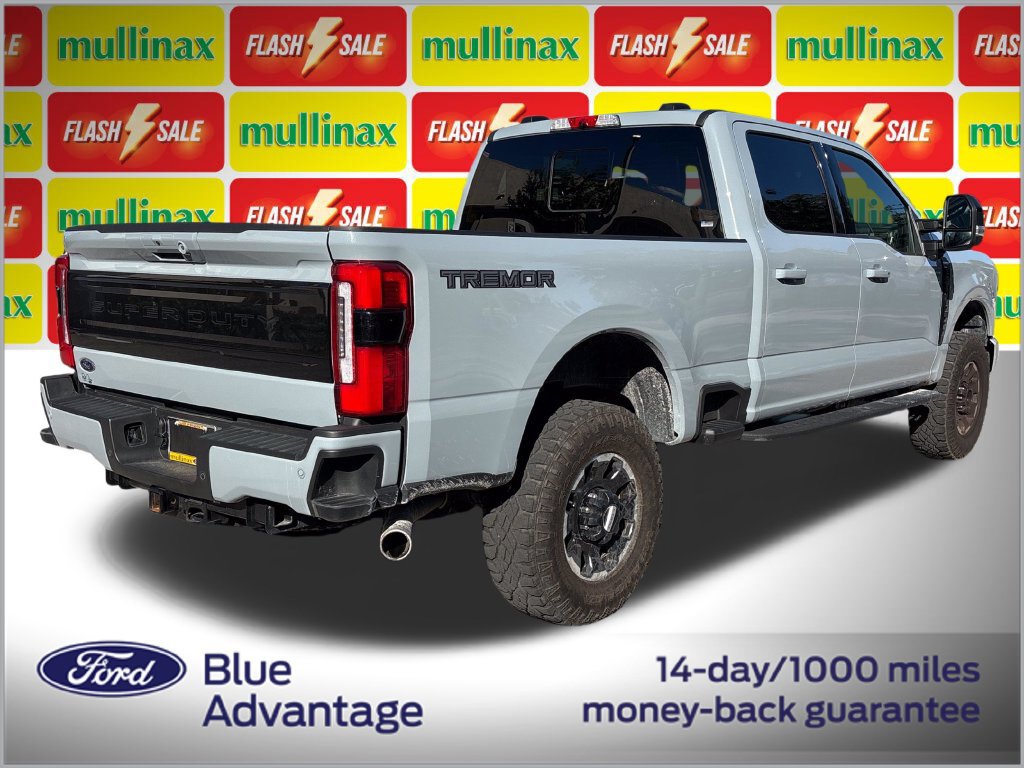Certified 2025 Ford F350 Platinum w/ Tremor Off-Road Package AWD/4WD image 4