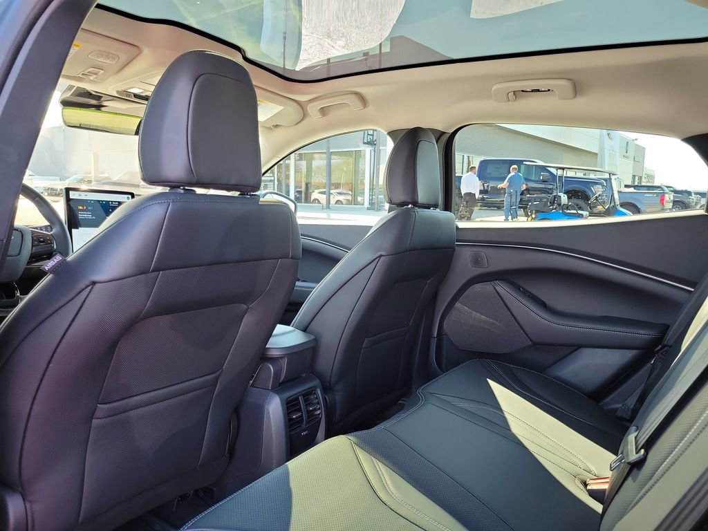 Certified 2023 Ford Mustang Mach-E Premium image 16