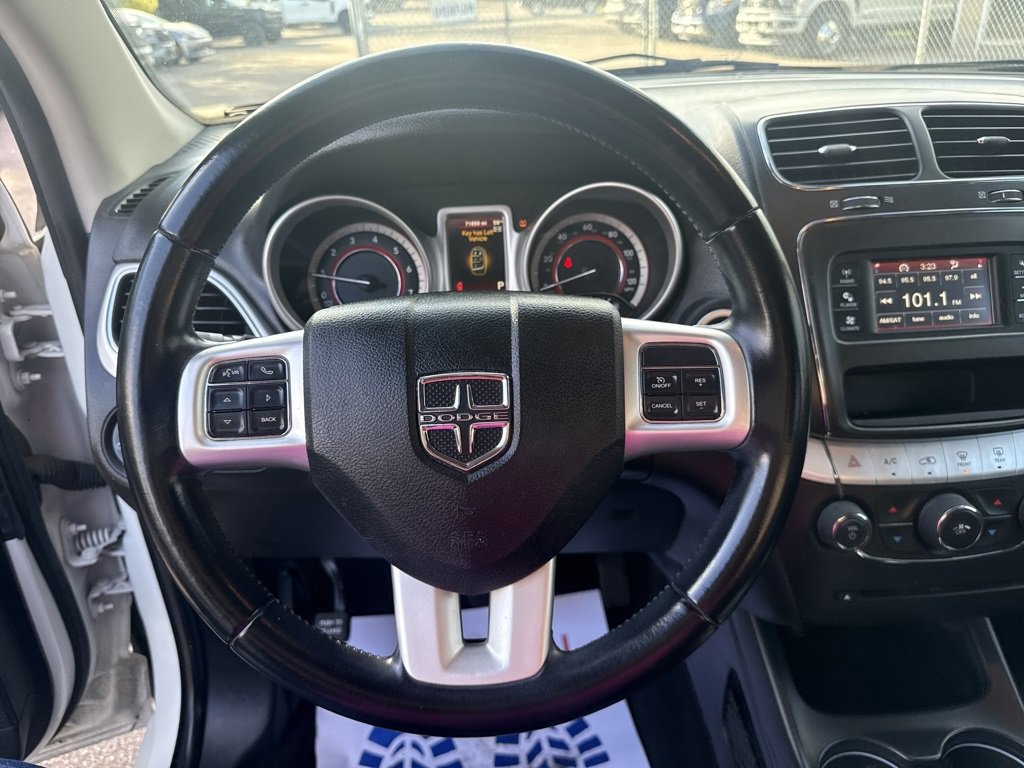 Used 2020 Dodge Journey SE w/ SE Popular Equipment Group image 15