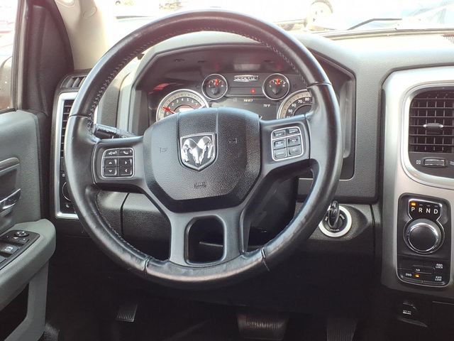 Used 2019 RAM 1500 Classic SLT w/ Luxury Group AWD/4WD image 7