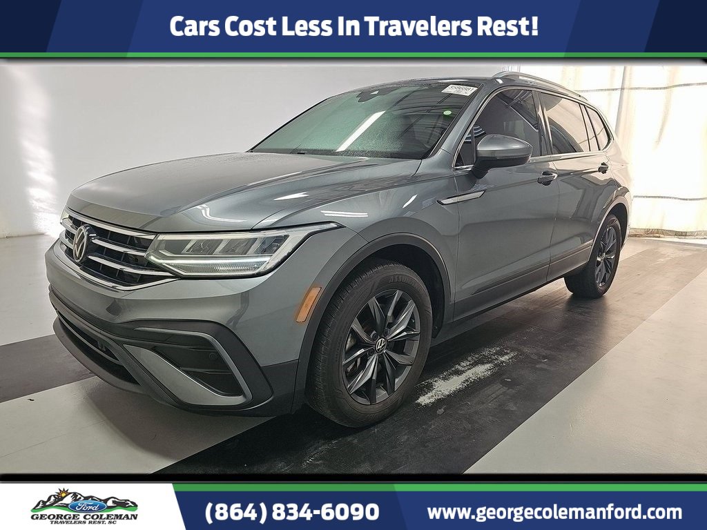 Used 2023 Volkswagen Tiguan SE w/ Panoramic Sunroof Package