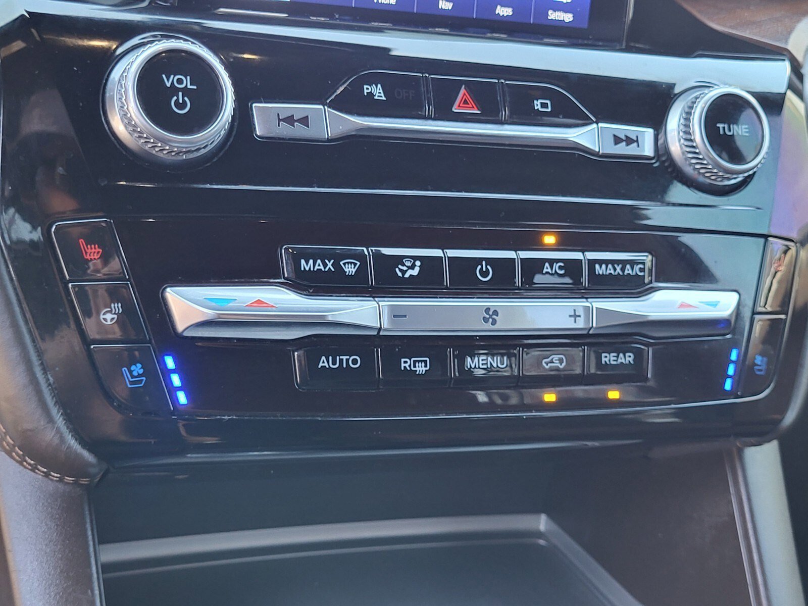 Certified 2023 Ford Explorer King Ranch w/ Technology Package image 23