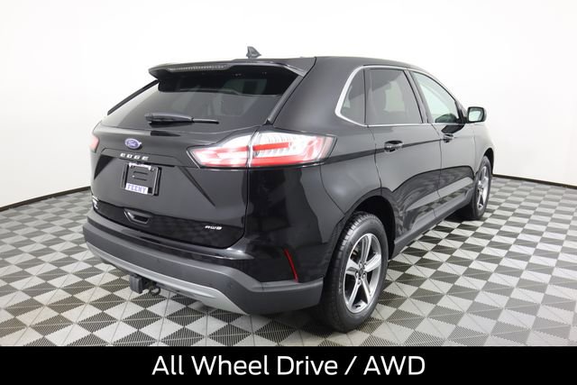 Certified 2024 Ford Edge SEL w/ Convenience Package image 3