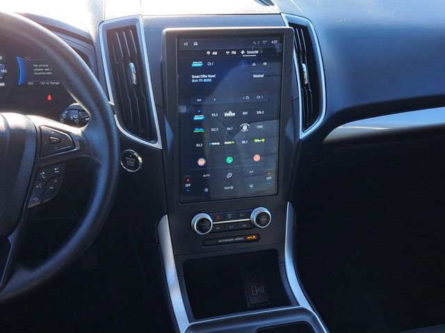Certified 2024 Ford Edge SE w/ Black Appearance Package image 27