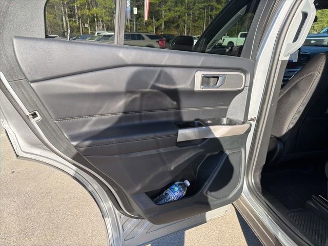 Certified 2024 Ford Explorer XLT image 18