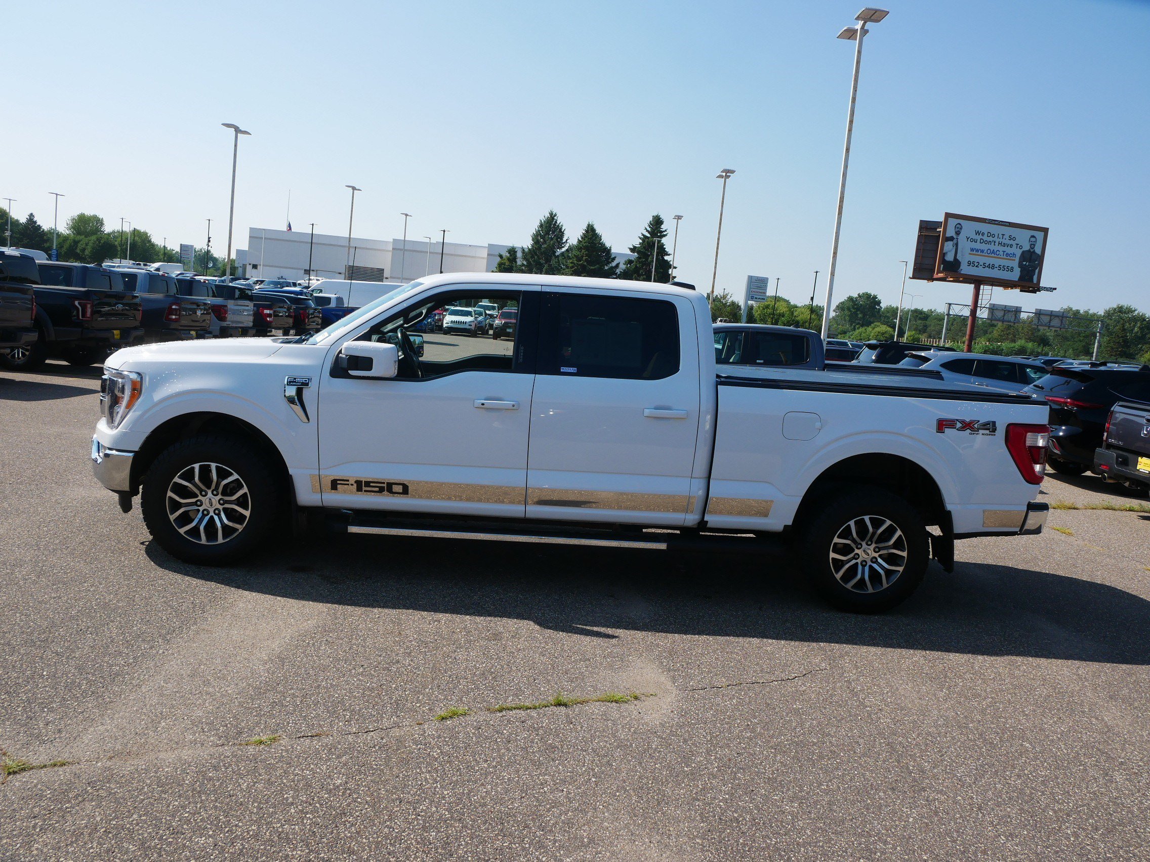 Certified 2021 Ford F150 Lariat w/ Max Trailer Tow Package AWD/4WD image 4