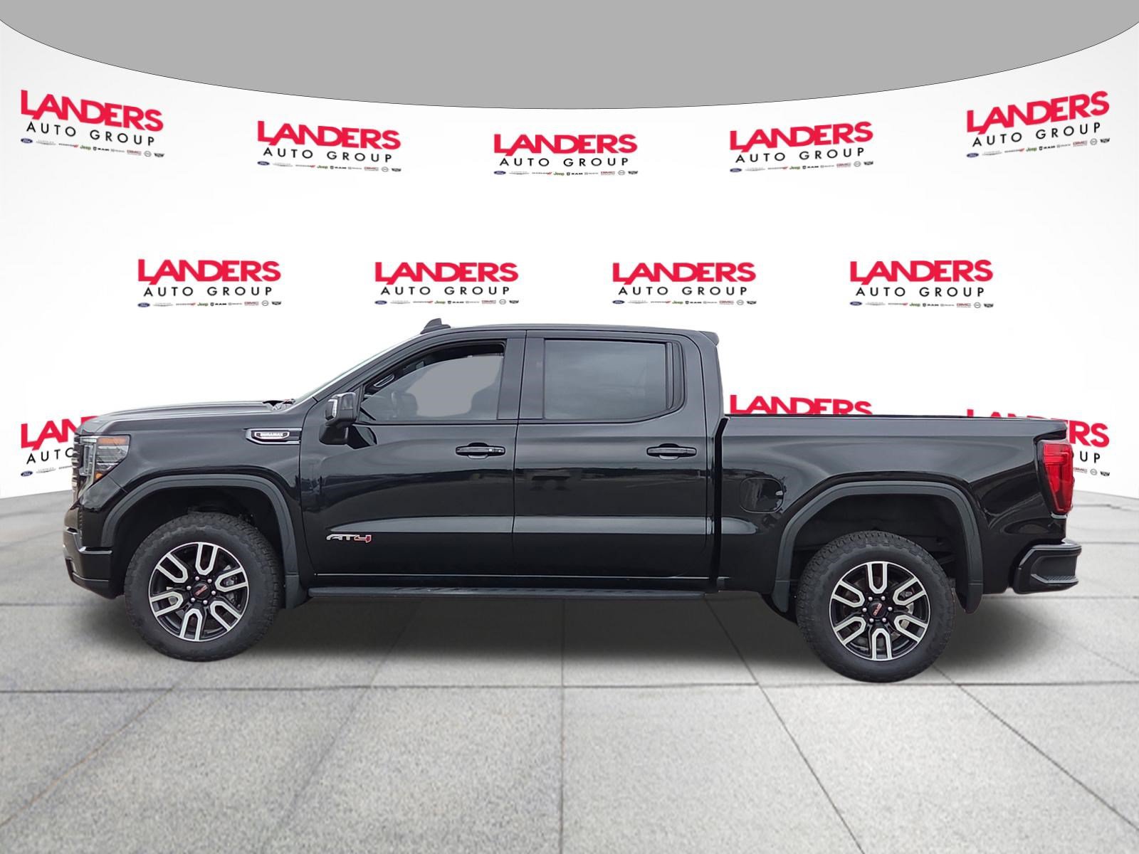 Used 2022 GMC Sierra 1500 AT4 w/ AT4 Preferred Package AWD/4WD image 6