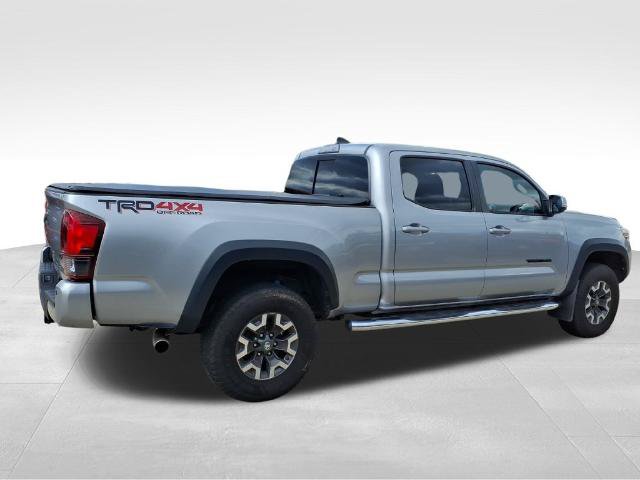 Used 2019 Toyota Tacoma TRD Off-Road w/ Technology Package AWD/4WD image 6