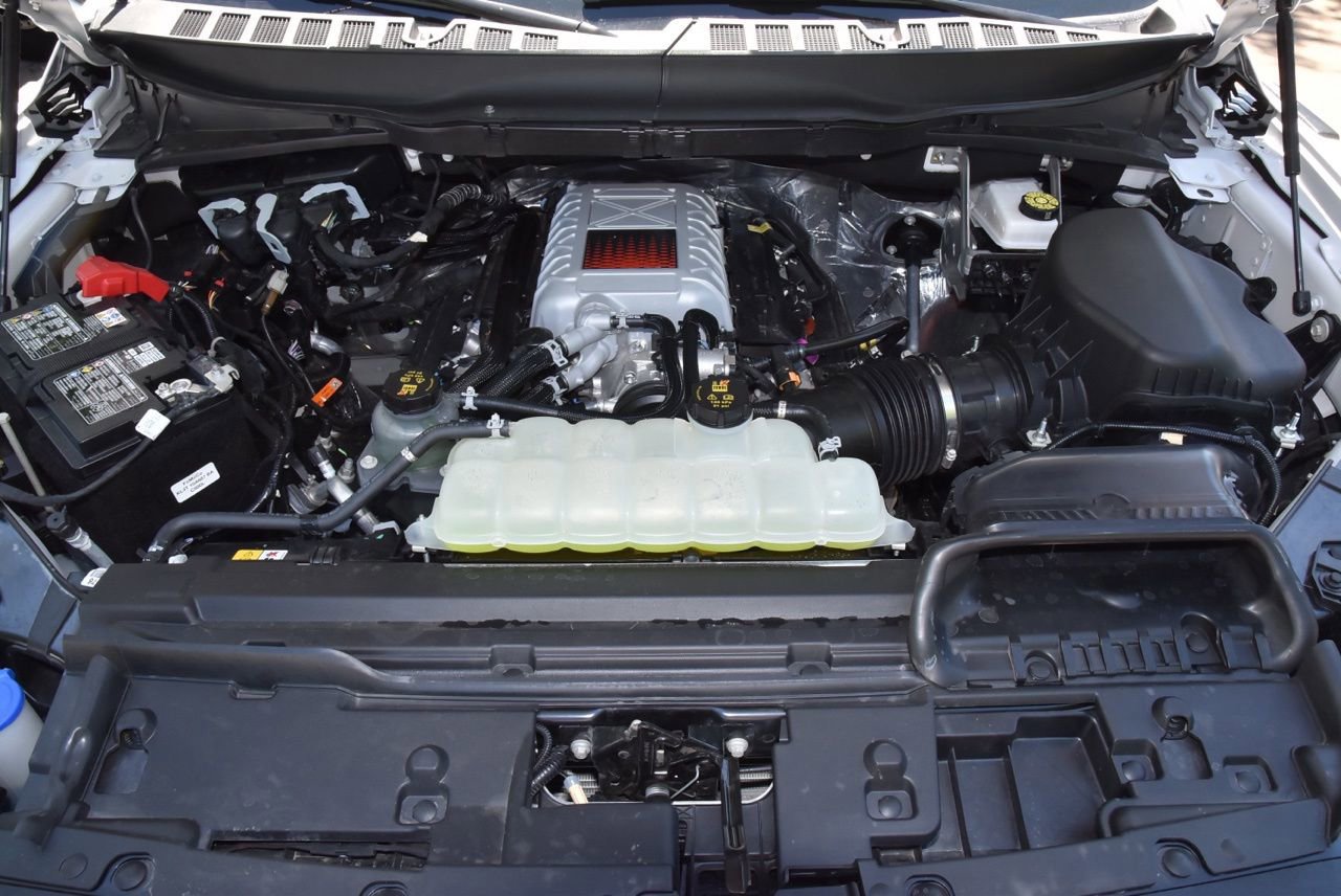 Certified 2025 Ford F150 Raptor w/ Equipment Group 803A Raptor R AWD/4WD image 46